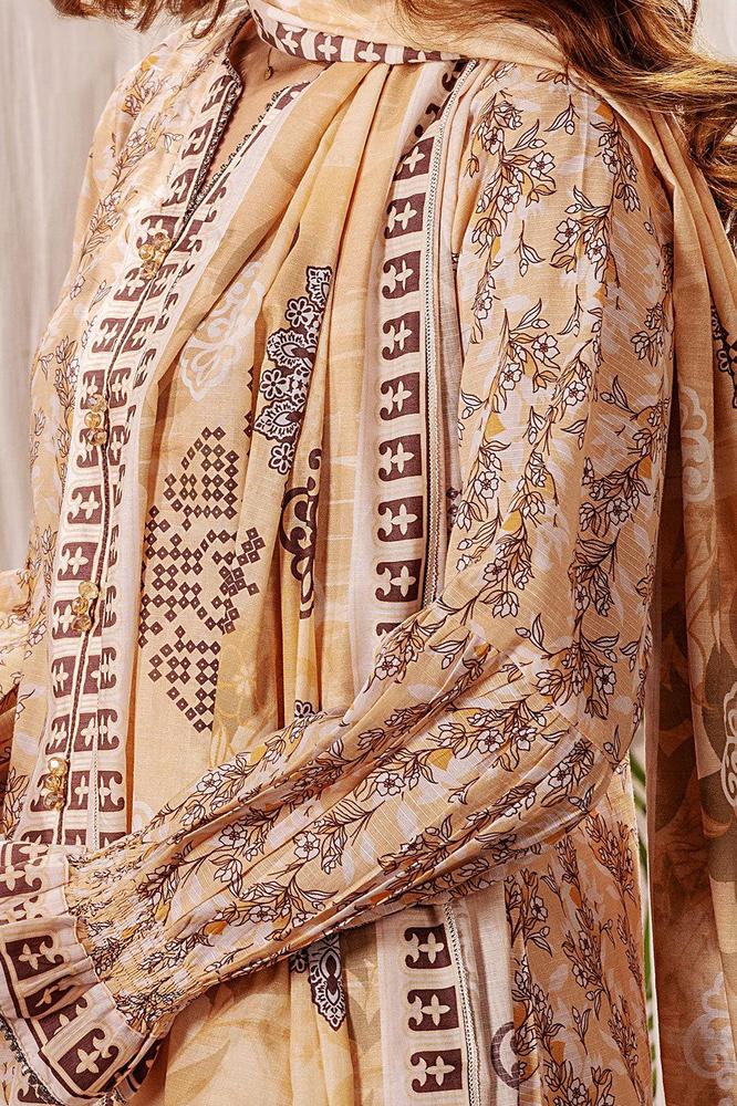 Elegance Redefined: Safwa's Digital Printed Suit